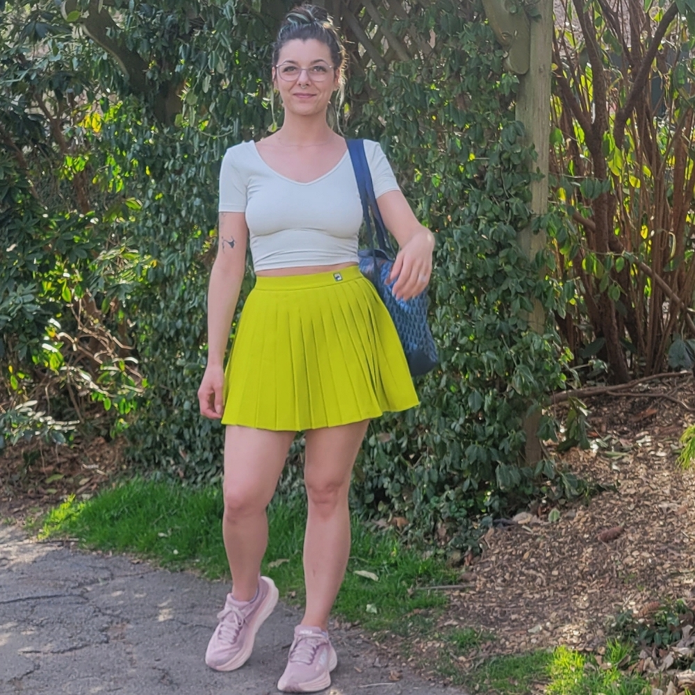Fila X Urban Outfitters [Small] Pleated Tennis Skirt - Picture 2 of 6